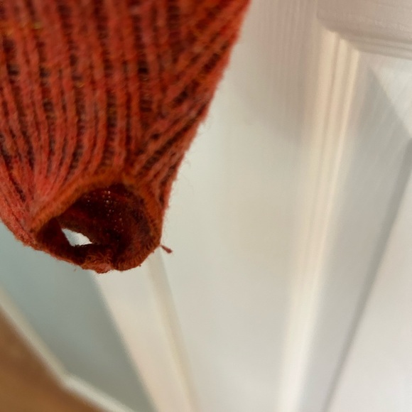 Mountain Hardwear Wool Sweater Knit Orange V-Neck Outdoors - Picture 4 of 4